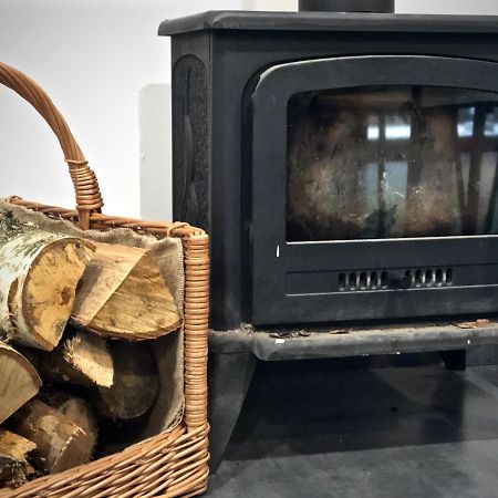 Mezonetový apartmán s terasou na samotě v lese Vlkava Esterno foto